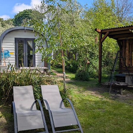 Villa Emlyn'S Coppice - Luxury Woodland Glamping Holywell  Exterior foto