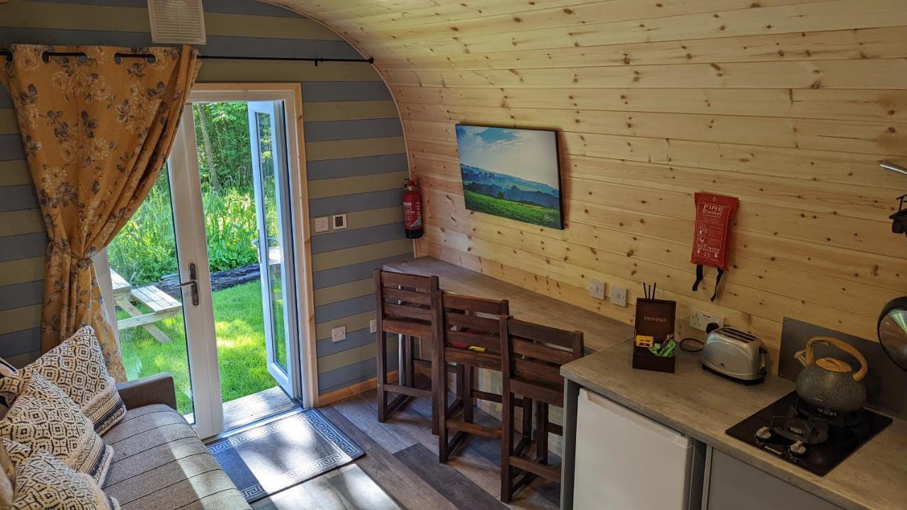 Villa Emlyn'S Coppice - Luxury Woodland Glamping Holywell  Exterior foto