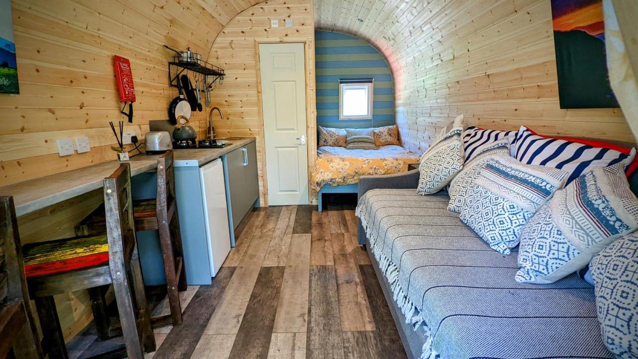 Villa Emlyn'S Coppice - Luxury Woodland Glamping Holywell  Exterior foto